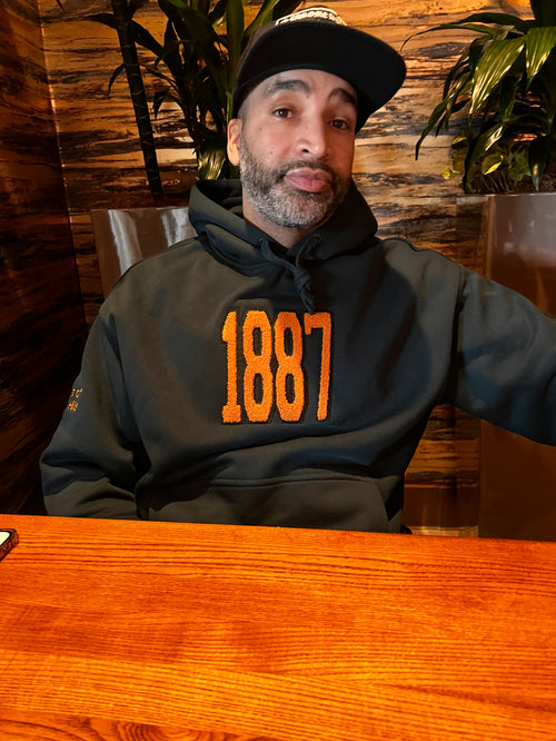 Endure 1887 "Highest of Seven Hills"  Hoodie